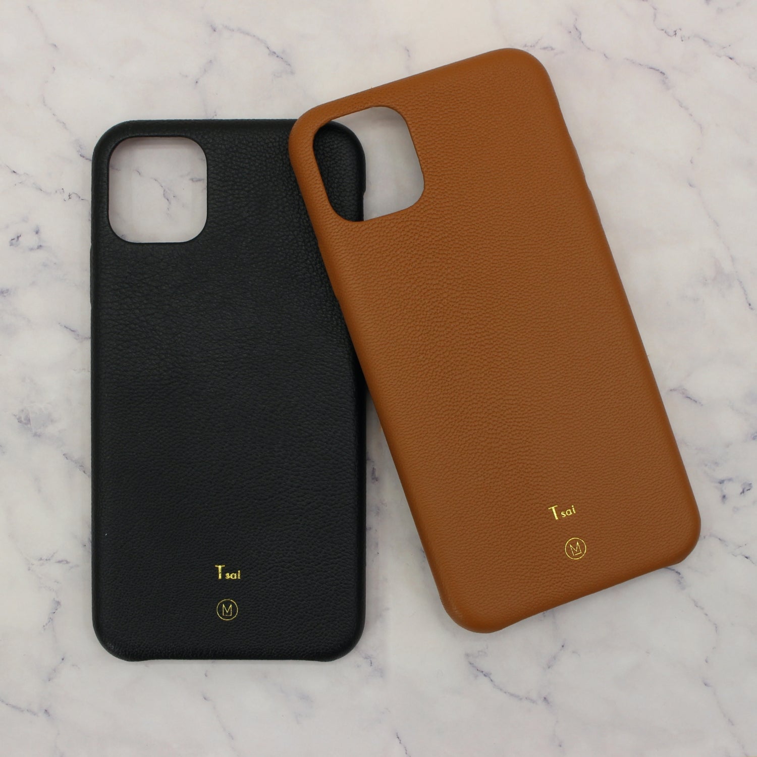 Get 2 Leather iPhone Cases at 15% off, so you can express yourself in different colors or match your iPhone with different outfits.